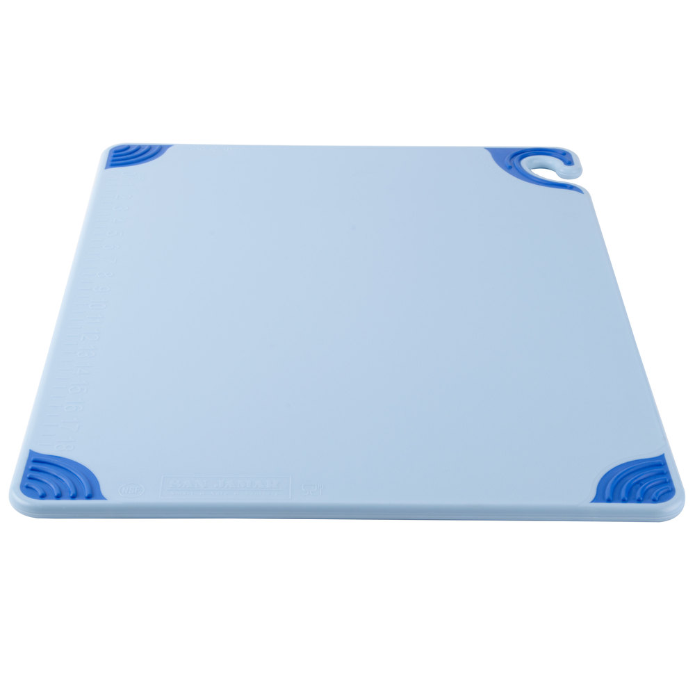 Tabla de corte azul con antideslizante 18&quot; x 24&quot; x 1/2&quot; - San Jamar
