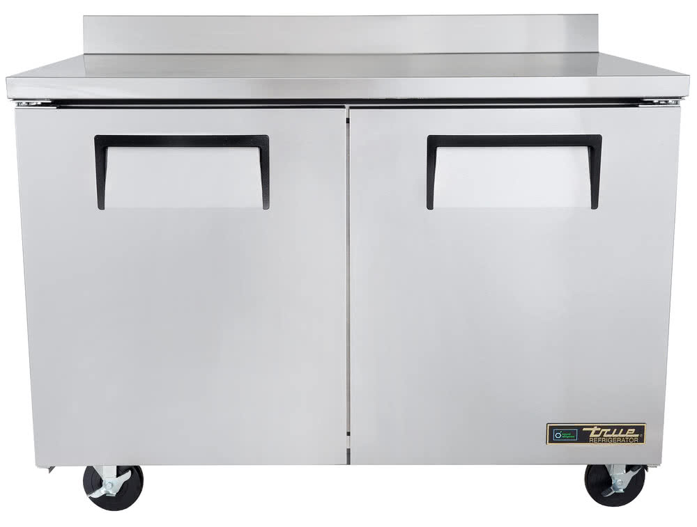 Mesa de trabajo refrigerada con refrigerante de hidrocarburo R290 de 48" - True